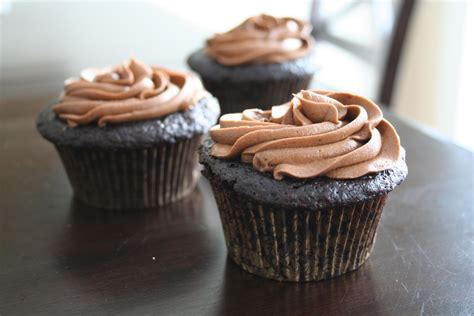 Naked Cupcakes Mocha Frosting