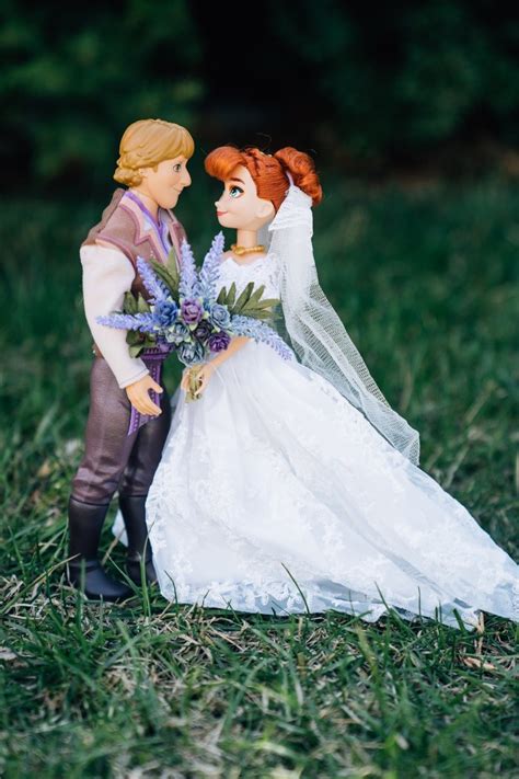 Frozen Kristoff And Anna Wedding