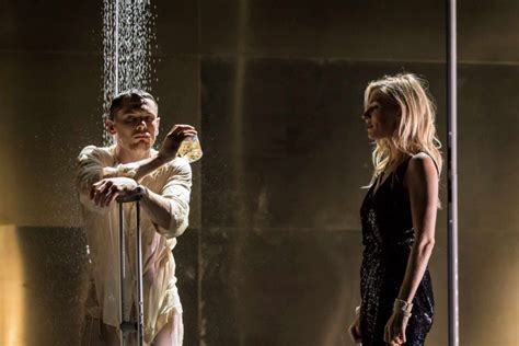 Cat On A Hot Tin Roof London Apollo Theatre Planet Elldrew
