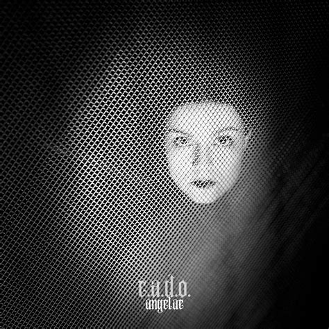 ANGELAE "C.A.D.O." è il nuovo singolo