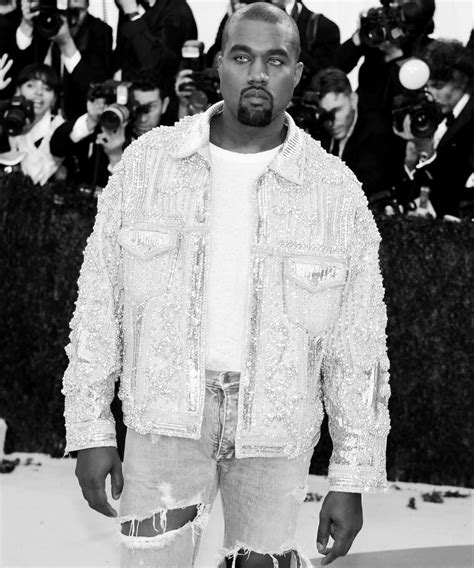 Kanye Source On Twitter Reminder That Kanye West Had The Flyest Met