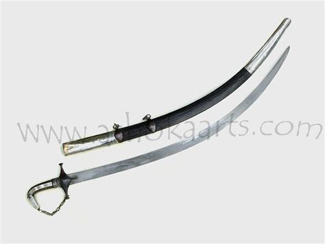 Th Century Turkish Or Syrian Shamshir Sword With Heavy Wootz Steel