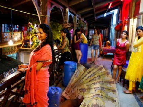 Kolkata Sex Workers And Their Bank Grapple With Note Ban Pain Malayalam Oneindia