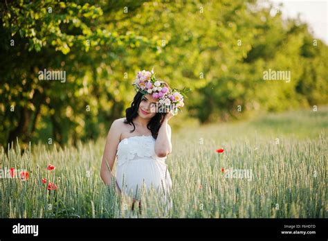 Pregnant Gorgeous Brunette Woman Stock Photo Alamy