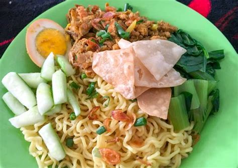 Resep Mie Ayam Pangsit oleh Falih's Kitchen - Cookpad