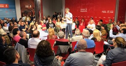 Pablo Zuloaga presenta su candidatura a las primarias del PSOE cántabro