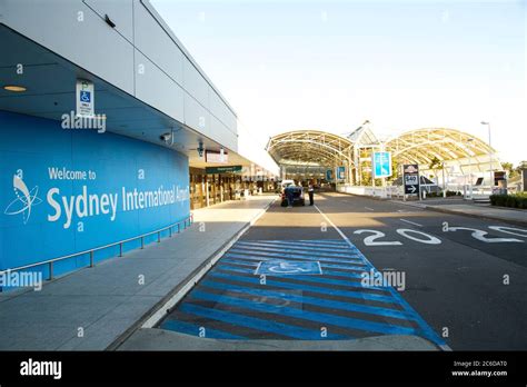 Terminal 1 Del Aeropuerto De Sydney Fotografías E Imágenes De Alta