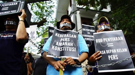 Tolak Ruu Penyiaran Jurnalis Malang Raya Gelar Aksi Damai