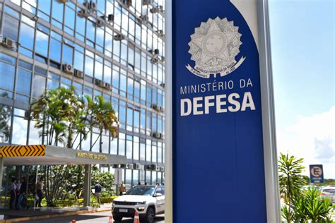 Saiba Quem J Foi Ministro Da Defesa E Conhe A As Atribui Es Da Pasta