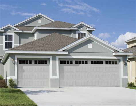 Best Garage Door Panel Colors With New Ideas | Modern Garage Doors