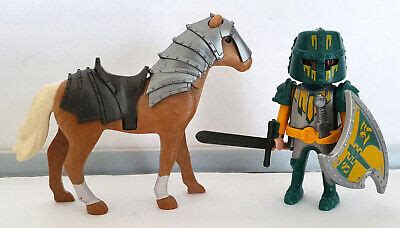 Playmobil Chevalier Vert Et Jaune Cheval Avec Carapacon Moyen Age