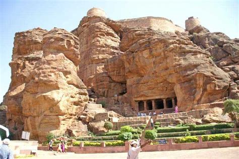 Cave Temples Badami | Cave Temples timings, photos, address