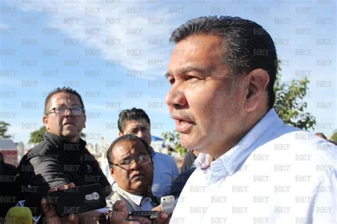 A Juárez le conviene mantener horario con El Paso alcalde