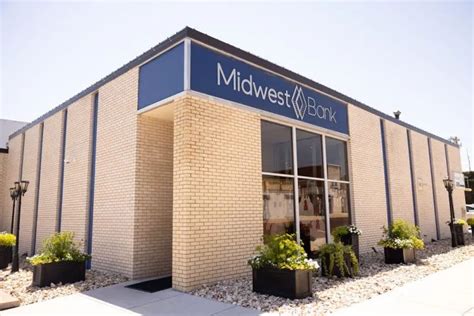 About - Midwest Bank