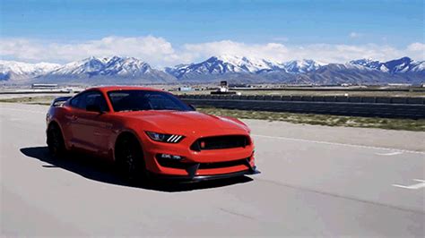 Mustang GT350R On Make A