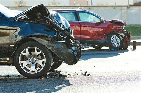 Personal Injury Basics Car Bus And Train Crashes Colbert Law Firm