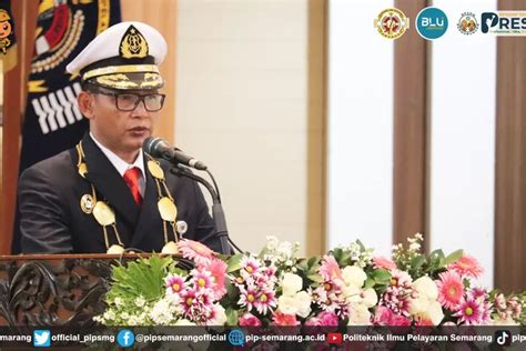 Direktur Pip Semarang Pimpin Sidang Senat Terbuka Wisuda Perwira