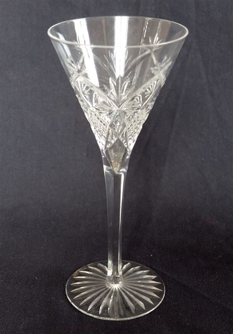 Verre à eau en cristal de Baccarat taille 10834