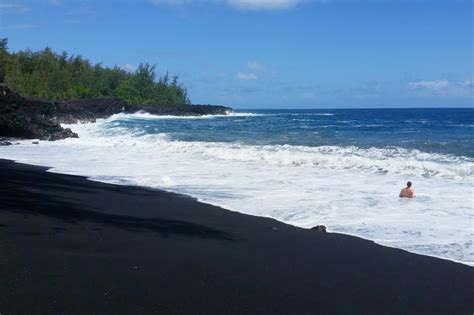 Trail To Hidden Kehena Black Sand Beach On The Big Island Hawaii