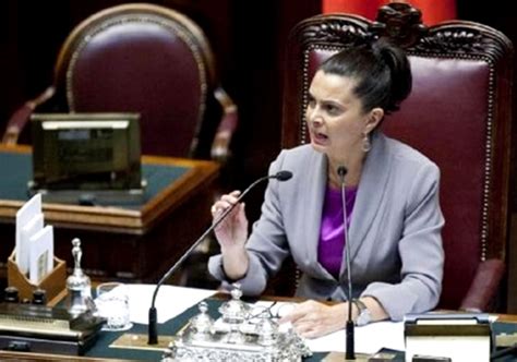 Né nude né mute a Miss Italia magliette anti Boldrini E la reggiana Sara Cavagnari è promossa