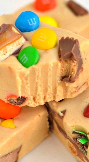 Peanut Butter Candy Bar Fudge Fudge Recipes Easy Sweet Recipes