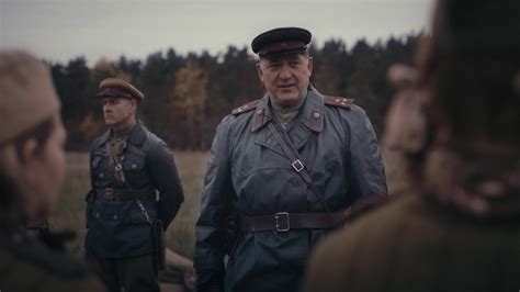 Кадр N192431 из сериала Через прицел (2022)