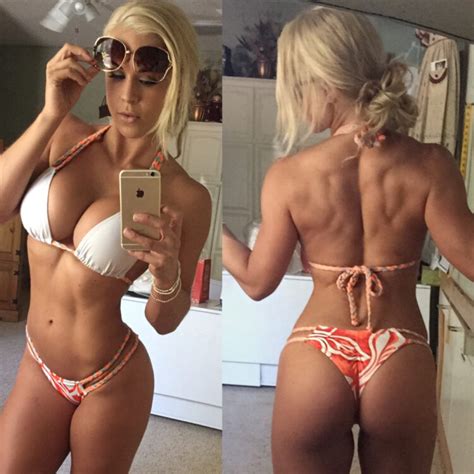 Hot Sexy Amber Gray Bikini Pics