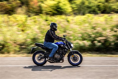 Yamaha Mt Review Test Revista Motorxpert Motorxpert