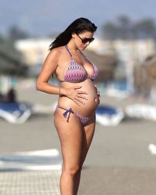 Pregnant Celebrities In The Beach Porn Pictures Xxx Photos Sex Images Pictoa