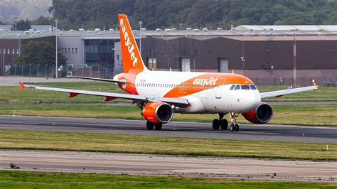 Trip Report EasyJet Airbus A319 London Gatwick To Aberdeen YouTube