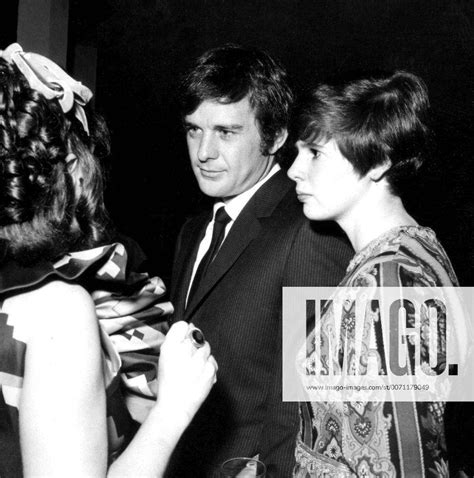 Jan 1 2011 James Stacy And Kim Darby A1013 5a