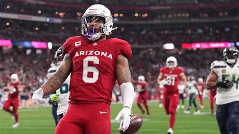 Arizona Cardinals Rb James Conner Expected To Play