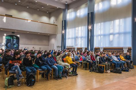 Das Instrumentenkarussell Ikar An Der Musikschule Leverkusen