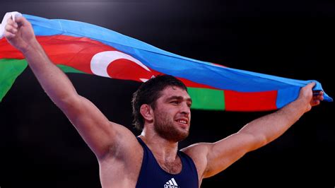 Sharif Sharifov Flies The Flag Of Azerbaijan Sharif Sharifov Of