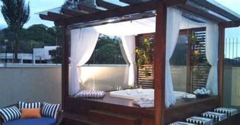 Effective Backyard Hot Tub Privacy Ideas