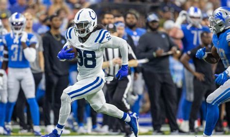 Former Alabama Db Tony Brown Returns To Colts On 1 Year Contract