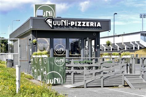 Uuni pizzeria avaa uuden ravintolan Kastuun Työ Aamuset