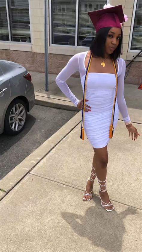 2022 High School Graduation 👩🏽‍🎓🥳 8th Grade Graduation Dresses High School Graduation Outfit