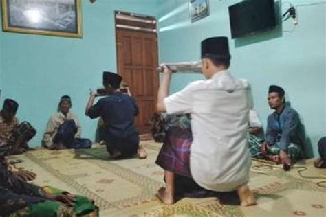 Mengenal Tradisi Sinoman Di Jawa Dan Manfaatnya