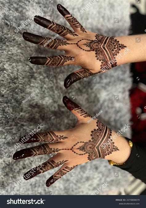 Easy Henna Designs for Palm: Effortlessly Beautiful Patterns for All ...