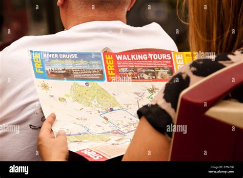 Mappa Delle Guide Turistiche Immagini E Fotografie Stock Ad Alta