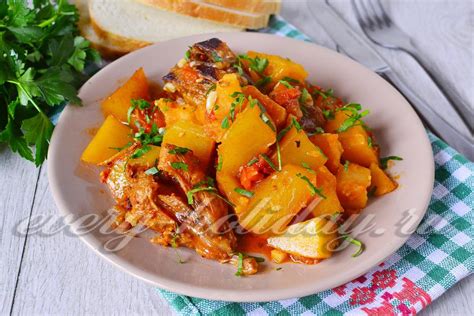 Картофель, тушеный с курицей, рецепт