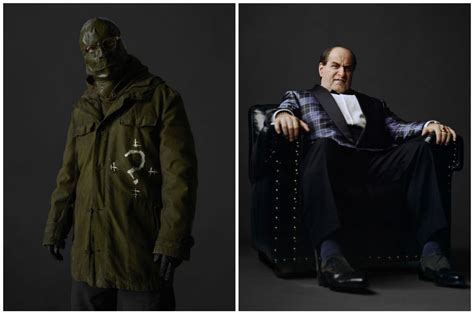 Charadas Batman 2022 - 'Batman': Novas imagens oficiais mostram visual dos vilões Charada e ...