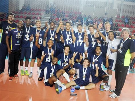 Campeão nas quadras e nos quadros 42º Intercolegial Sesc O Globo