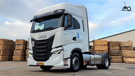 Foto Iveco S Way Van De Jong Logistiek Bv