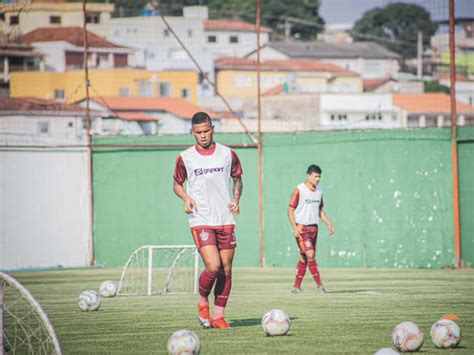 Boa Esporte Anuncia Contrata O Do Atacante Marlyson