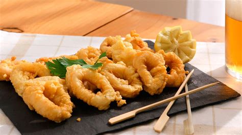 Cómo rebozar calamares Receta Fácil Cocinatis