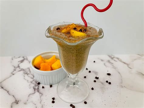 Mango Chocolate Smoothie With Spinach Food And Mood Dietitian