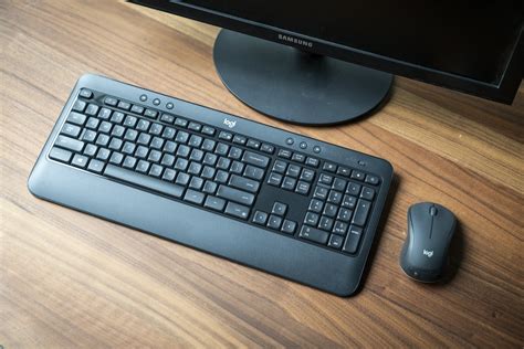 Logitech MK540 Advanced wireless keyboard and mouse review: Snappy typing, no noise | PCWorld