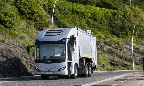 Irizar Showcased Its Electric Ie Truck At Solutrans